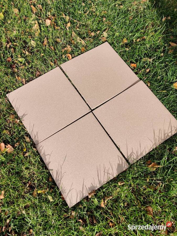 Płytki gresowe szare 17m2 Bęczarka