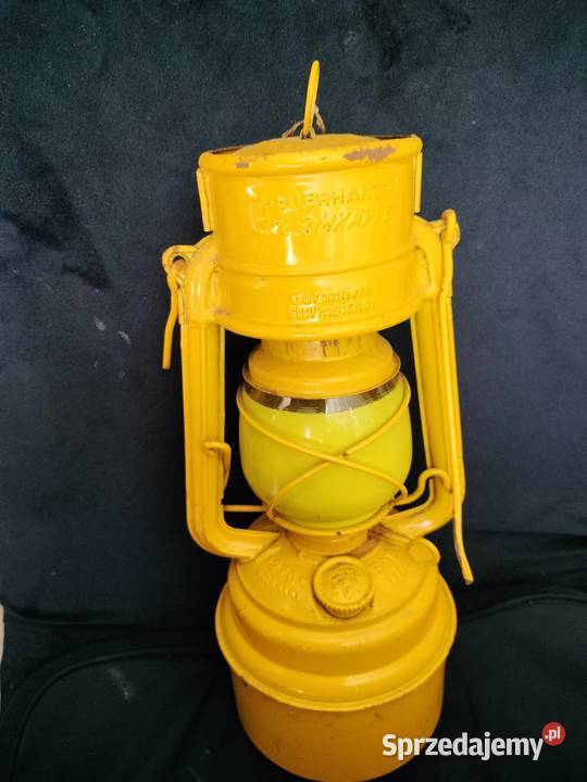 Żółta lampa naftowa Niemcy