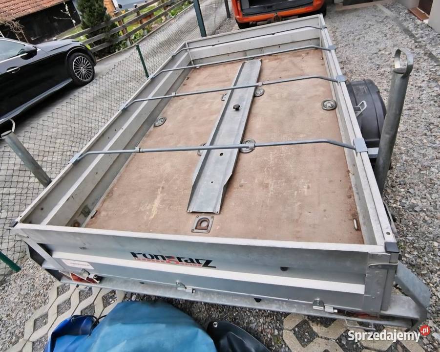 Przyczepa lekka 750 25x15 burtowe Przyczepy i naczepy Suchedniów