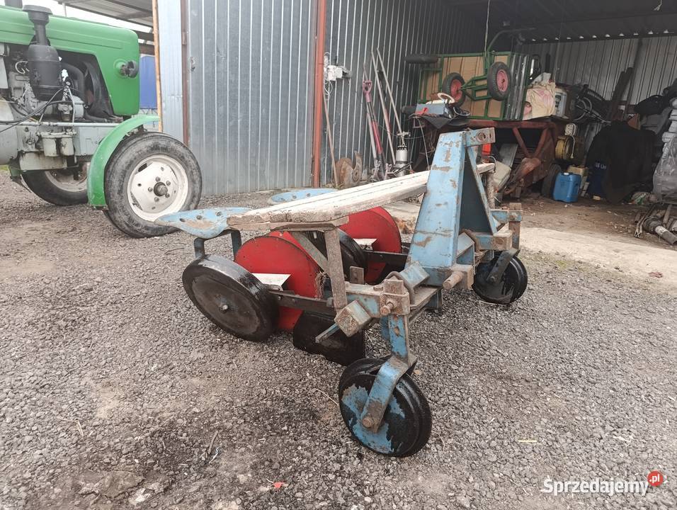 Sadzarka do truskawekwarzyw Zwoleń sprzedam