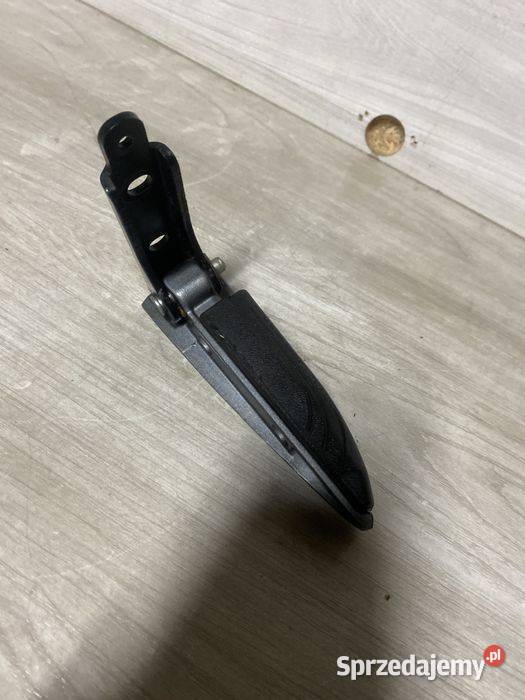 Podnóżek piaggio MP3 Pozostałe Poznań sprzedam