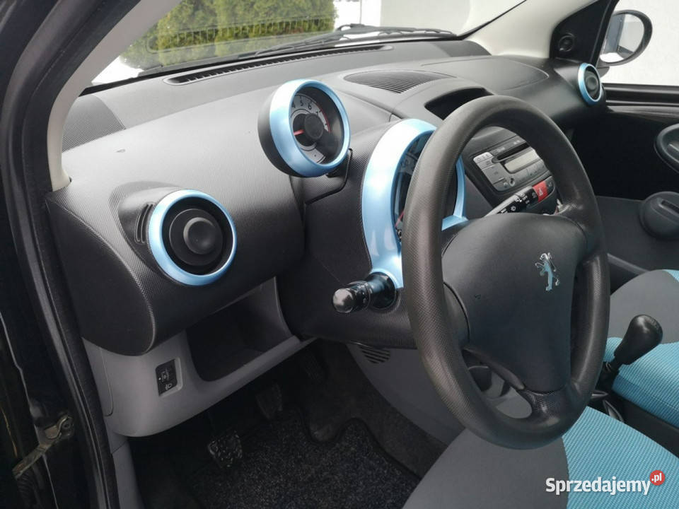 Peugeot 107 10 16V 66 Klimatyzacja Isofix 107 Strzegom