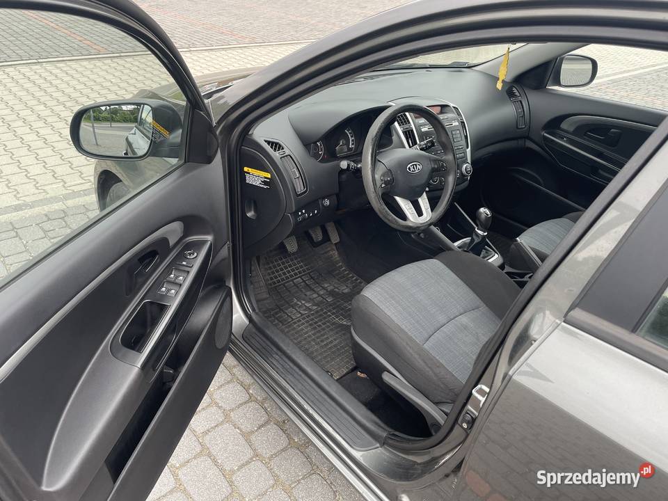 Kia Ceed 16 benzyna gaz hak Sobienie-Jeziory