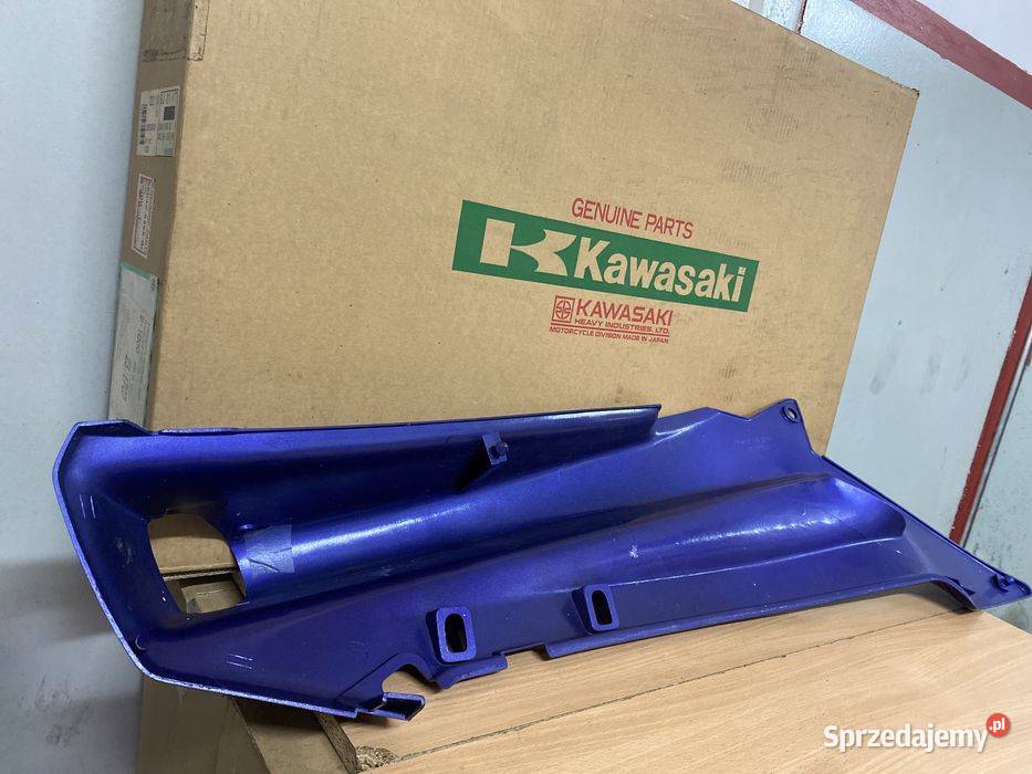Owiewka Bok lewy Kawasaki ZZR 1100 199019911992 Poznań