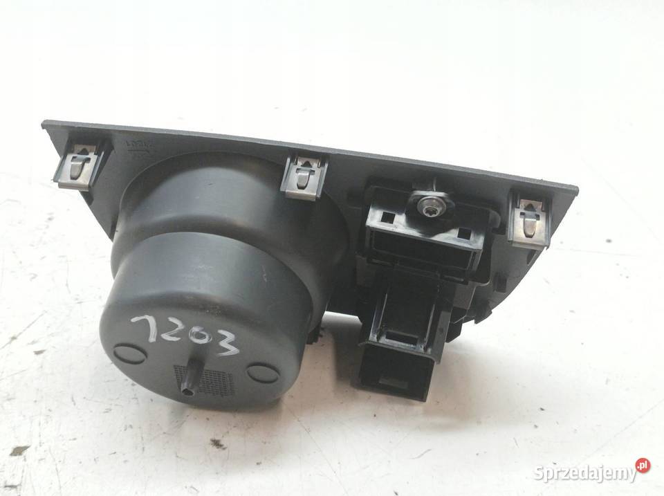 UCHWYT NA KUBEK 1P1858331 Seat Leon II 20052012 osobowe świętokrzyskie