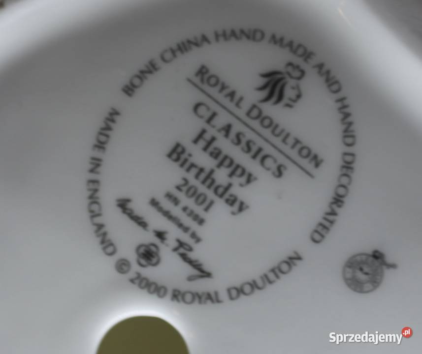 Royal Doulton figurka dama Happy Birthday 2001 pomorskie Gdańsk