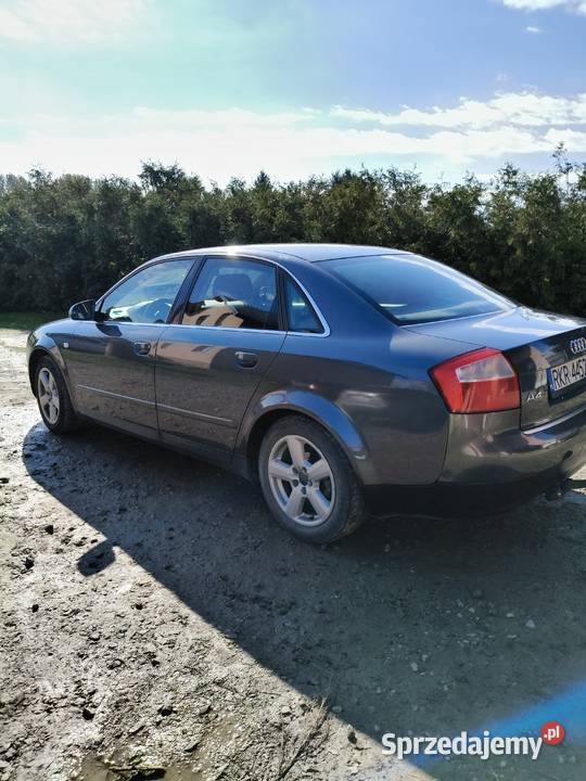 Audi a4 b6 130KM Bzianka sprzedam