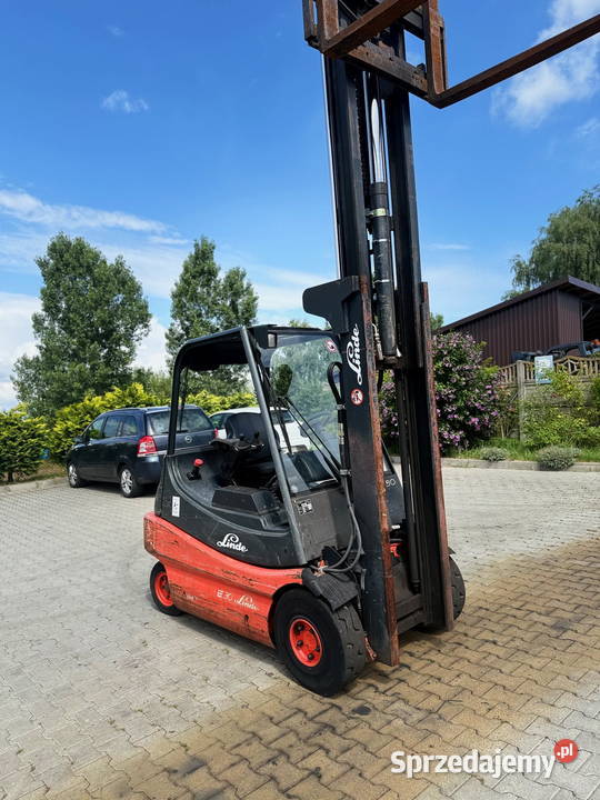wózek widłowy elektryczny LINDE E30 wolny skok Wózki widłowe Działoszyn