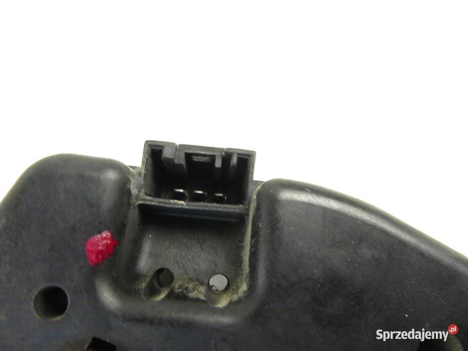 LAMPA PRAWA TYLNA KLAPA BMW E46