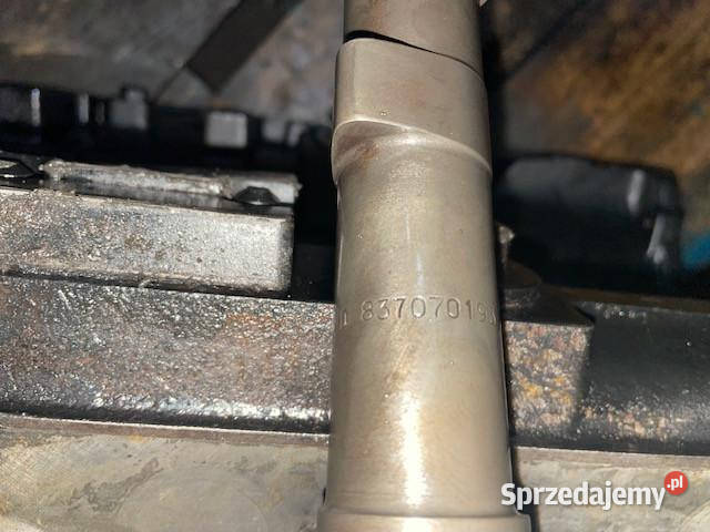 Wałek rozrządu 837070193 camshaft Sisu 620 Jastrzębniki