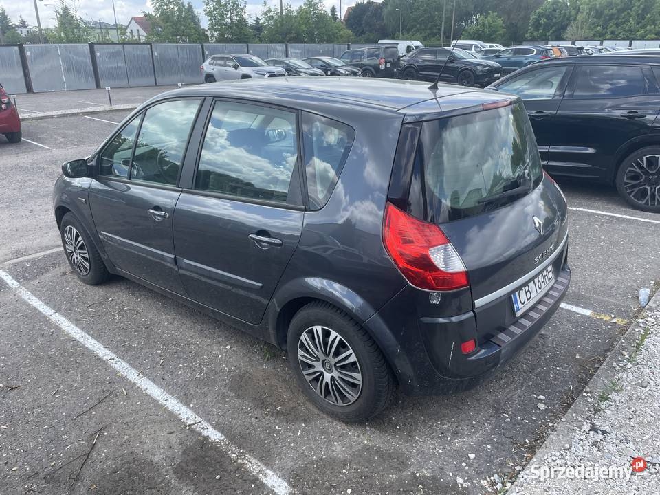 Renault Megane Scenic 16 2015