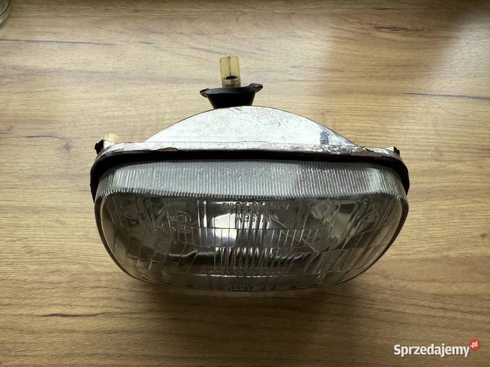 Lampa przód WESEM Fiat 126p ładny stan Sosnowiec