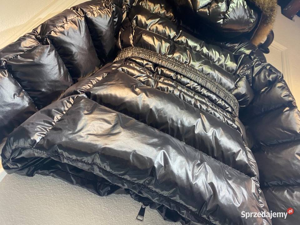 Nowa kurtka damska Moncler zimowa puchowa czarna Rzeszów