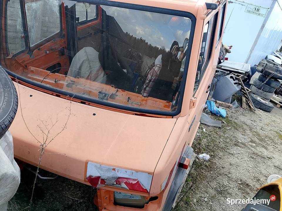 Kabina Mercedes 609 Vario kaczka kaczor Kakonin