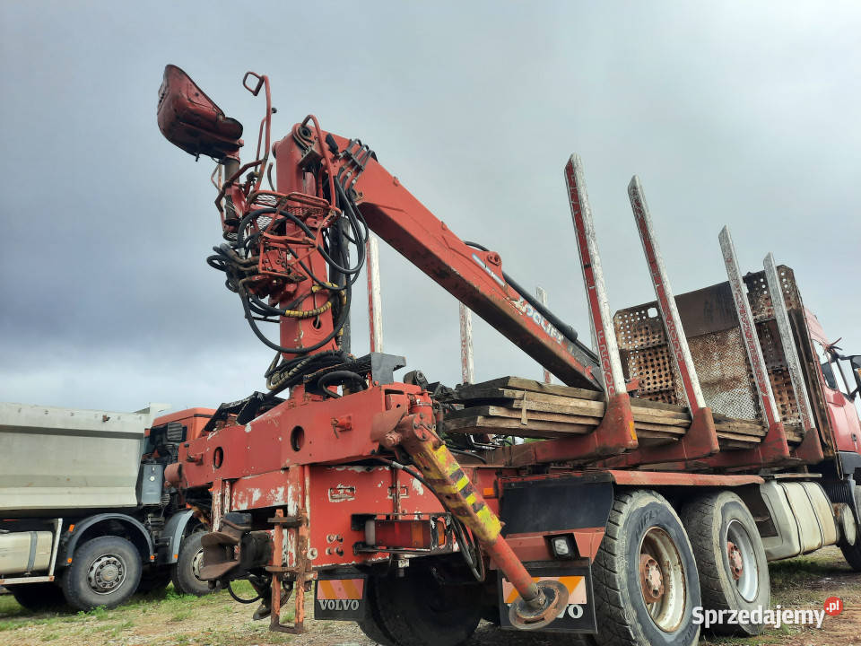 Żuraw do załadunku drewna LOGLIFT F 105 S 26 t podlaskie Augustów