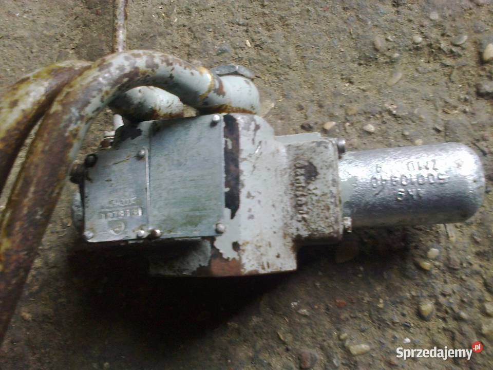 Rozdzielacz na błotnik ursus c330 Stawiski