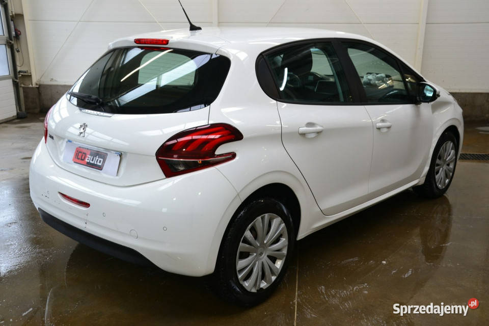 Peugeot 208 15 hdi 100 model 2020 wersja Kęty