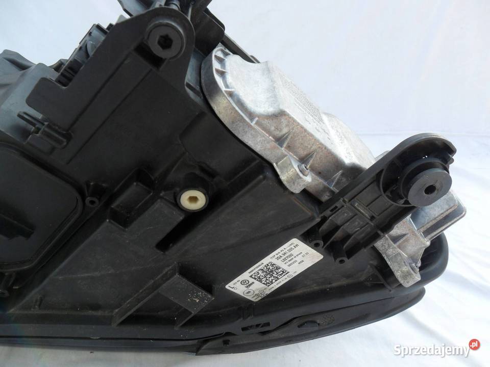 REFLEKTOR PRZÓD STRONA LEWA VOLKSWAGEN TROC wielkopolskie Nowy Tomyśl