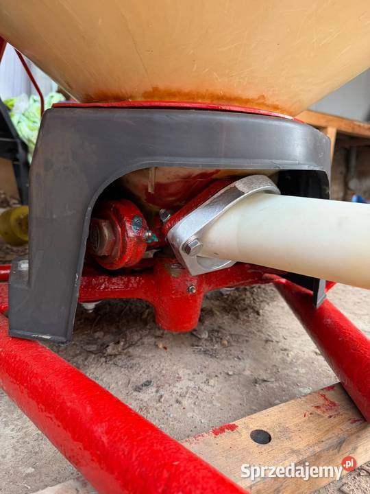 Rozsiewacz Vicon 400 l stan Pozostałe Łańcut sprzedam