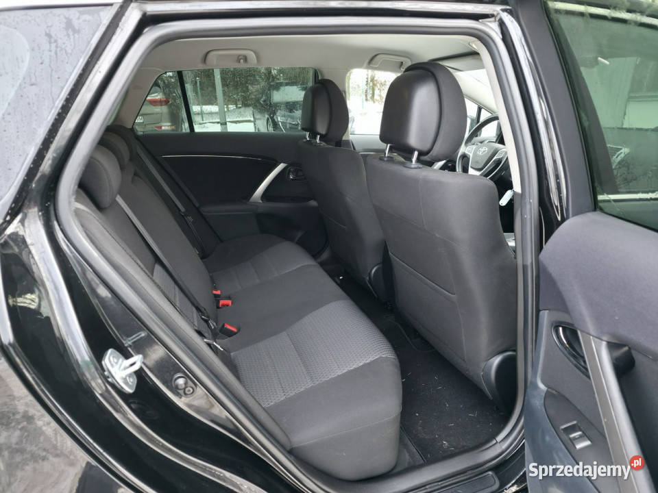 Toyota Avensis 18 Benzyna Serwisowany Gwarancja kurtyny powietrzne świętokrzyskie Piekoszów