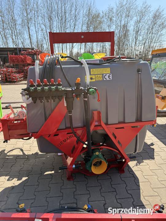 Opryskiwacz polowy zawieszany CYKLON 60015V Płusy