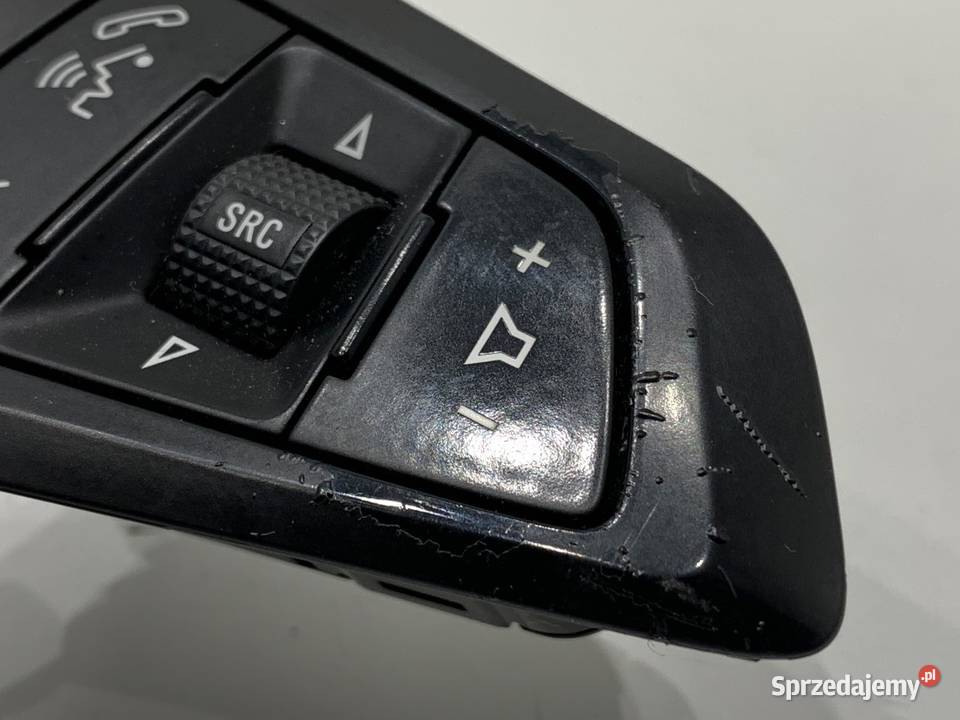 PRZEŁĄCZNIKI KIEROWNICY OPEL CORSA E 13439143