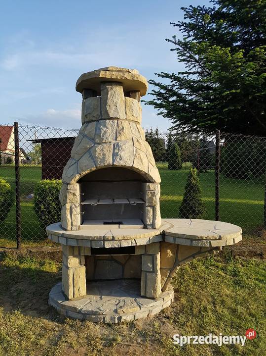 Kominek grill ogrodowy z kamienia piaskowego B5 Lubień