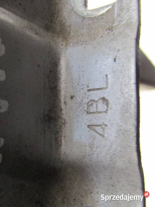 ZAWIAS MASKI LEWY KAD G NISSAN XTRAIL T32 osobowe lubelskie