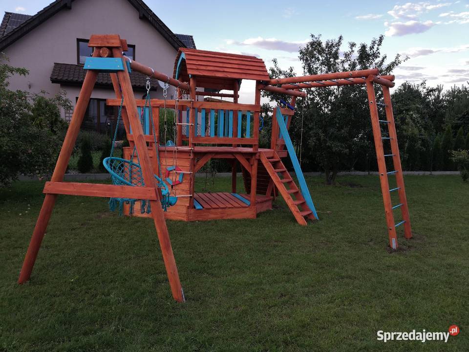 Plac zabaw zjeżdżalnia huśtawka piaskownica Konin
