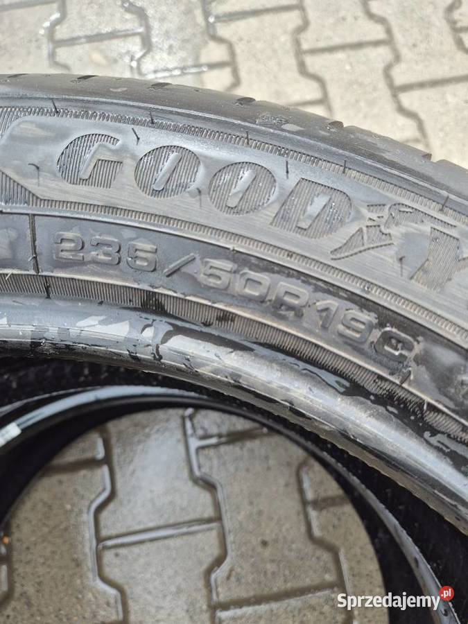 Goodyear EfficientGrip Cargo 2 23550 R19C 50