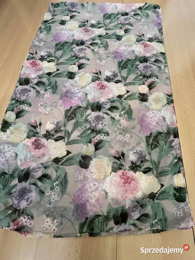 Apaszka w kwiaty tanio Gdańsk