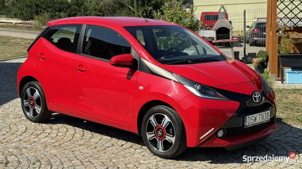 Toyota Aygo 10 Benz 70 z Niemiec KAMERA 5 Drzwi światła przeciwmgielne Strzegom sprzedam