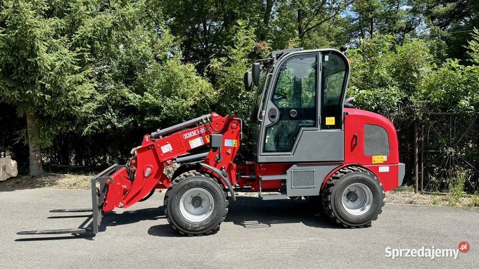 Teleskopowy terenowy wózek widłowy KMM 812T wielkopolskie Wolsztyn sprzedam