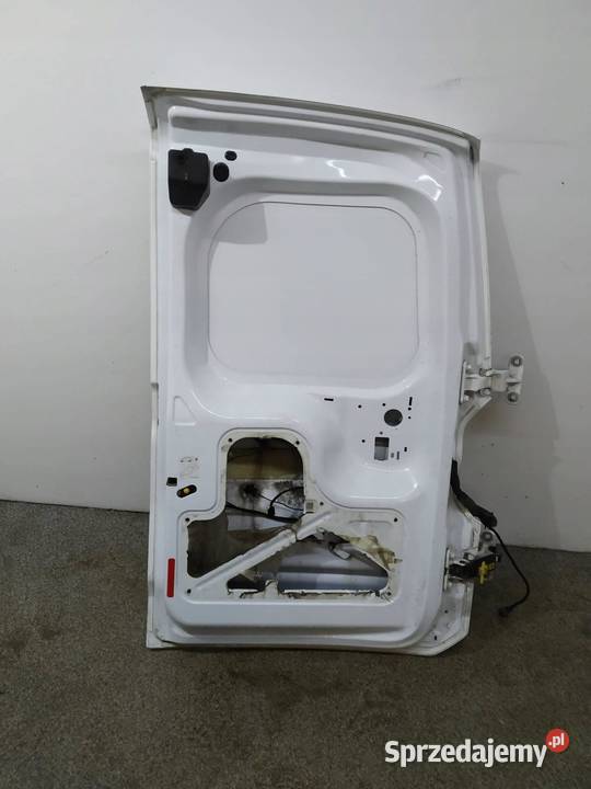 DRZWI LEWE TYŁ EN LEKKO USZKODZONE Ford Transit