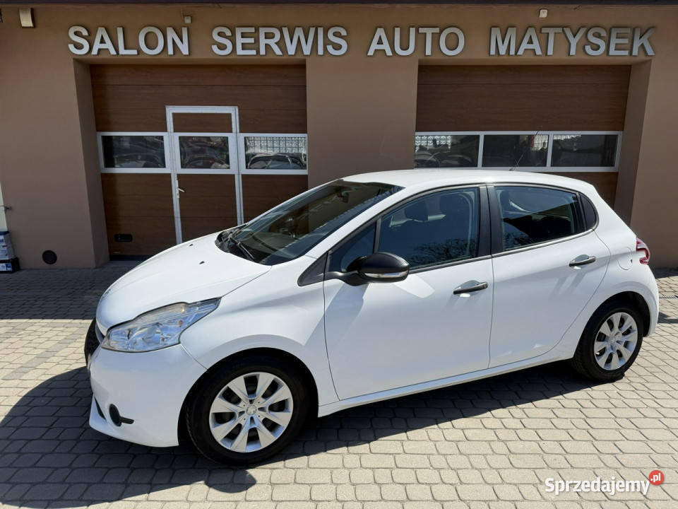 Peugeot 208 14 HDi 68 Klimatyzacja Opony Orzech