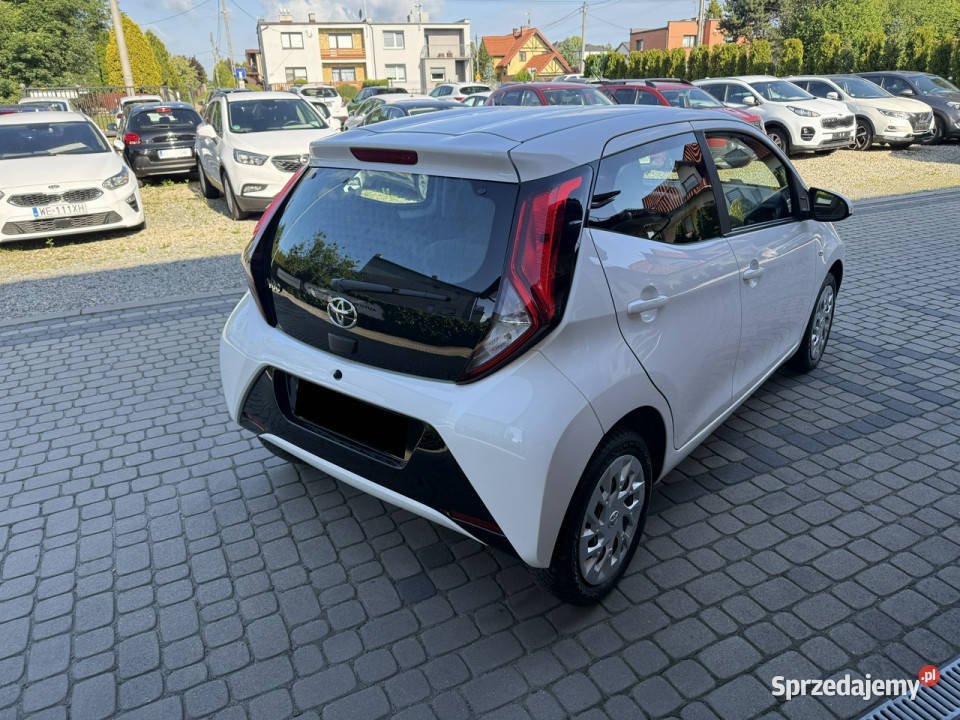 Toyota Aygo 10 72 Klima Kamera CarPlay II 2014 komputer pokładowy Orzech