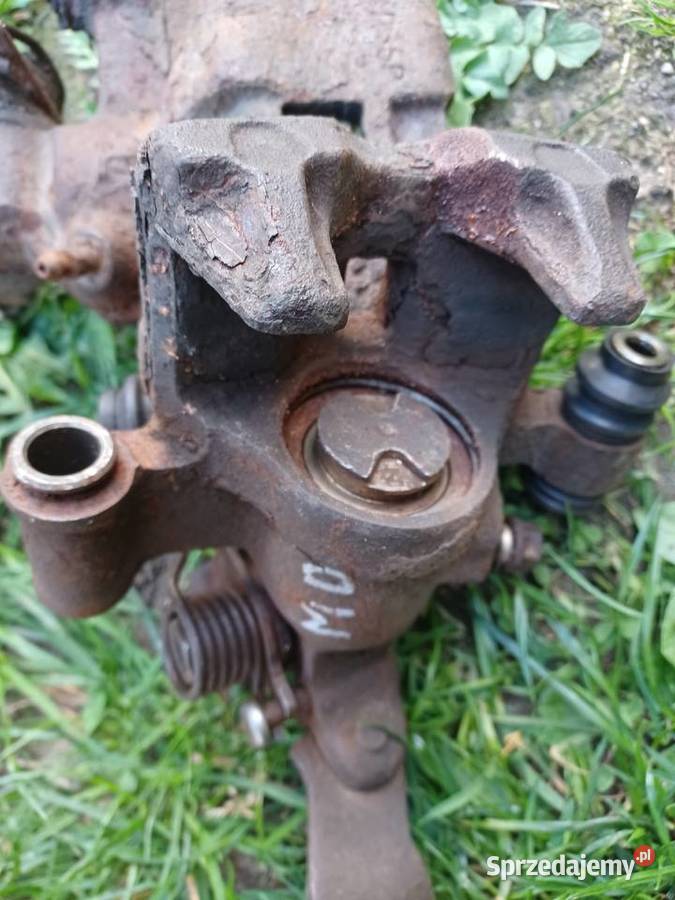 2 x lewy prawy zacisk hamulcowy mazda 626 GF świętokrzyskie Ostrowiec Świętokrzyski