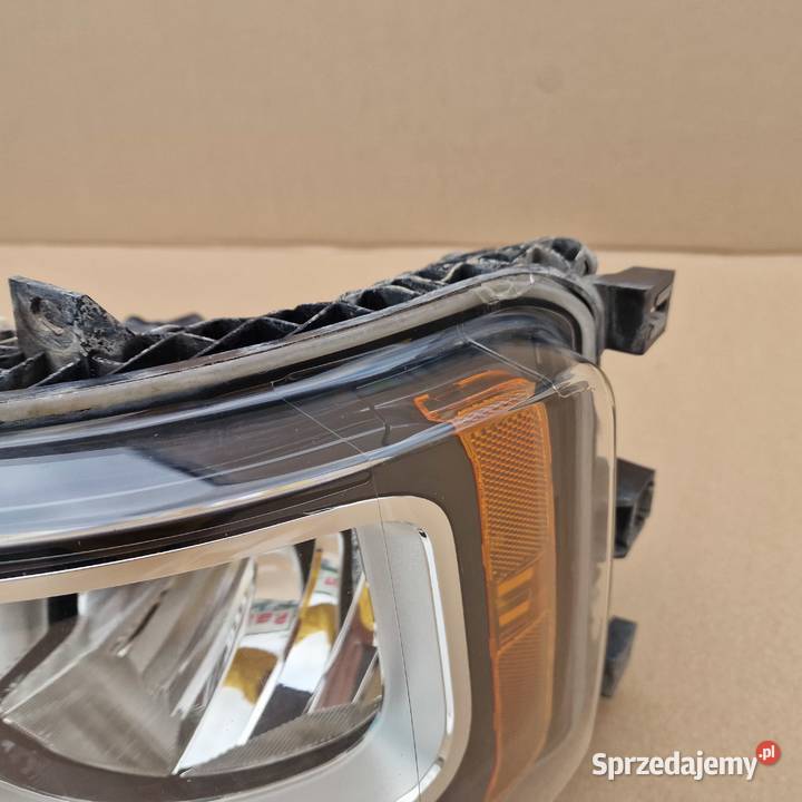 SCANIA R S NGS LAMPA REFLEKTOR LEWY FULL LED ciężarowe Lampy przednie Bieleń