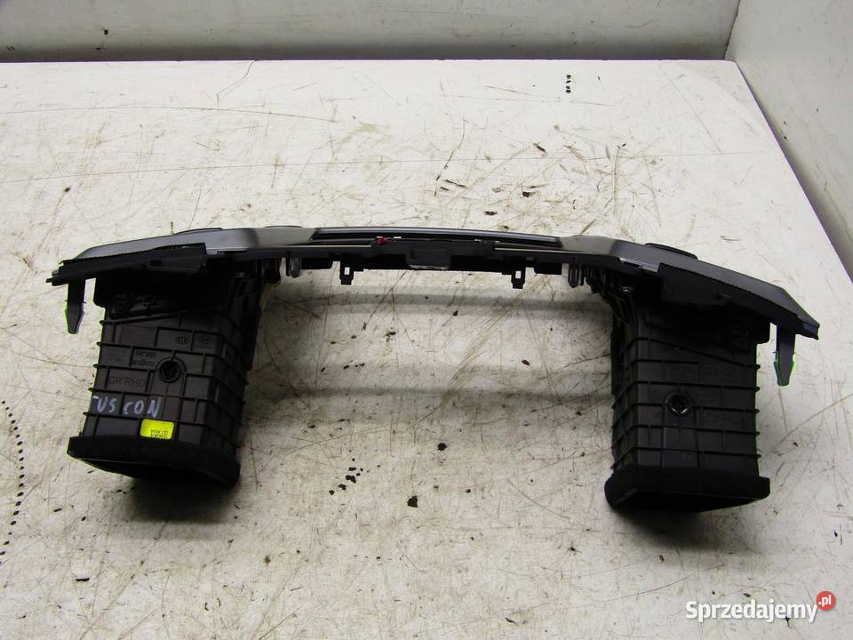 KRATKA NAWIEWU RAMKA KONSOLA HYUNDAI TUCSON III sprzedam