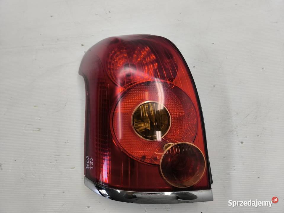 LAMPA LEWY TYŁ TOYOTA AVENSIS II T25 KOMBI osobowe