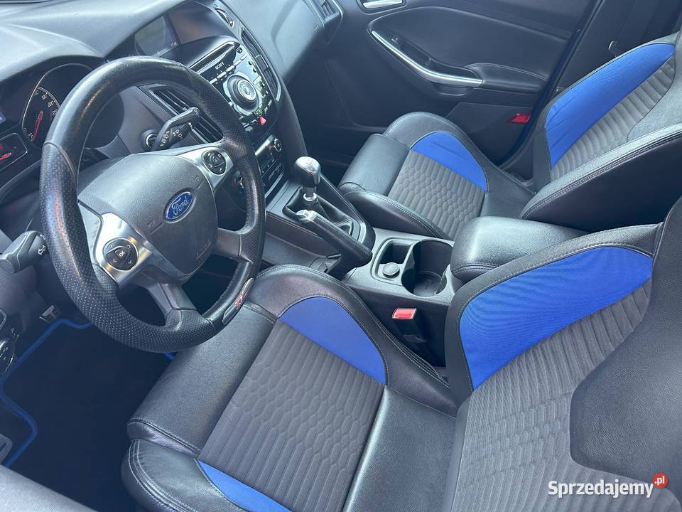 Ford Focus ST 20 l 250 Przewrotne