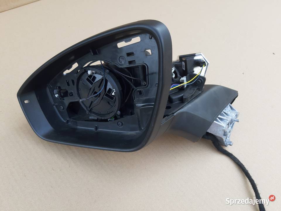VW ID4 LUSTERKO ZEWNĘTRZNE LEWE KIERUKOWSKAZ Trzciel