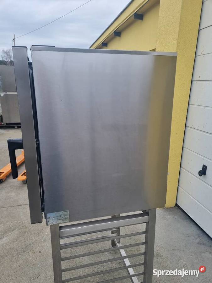 Piec konwekcyjno parowy podstawa Unox 7 GN Zielona Góra