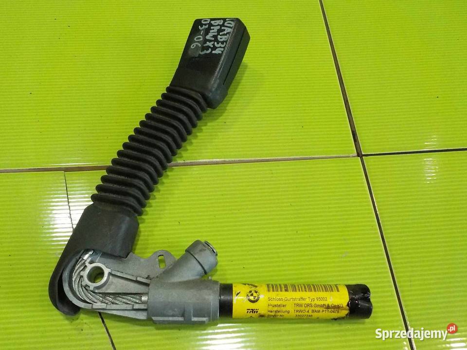 BMW X3 E83 05r zapinka pasa prawa przod 7073380