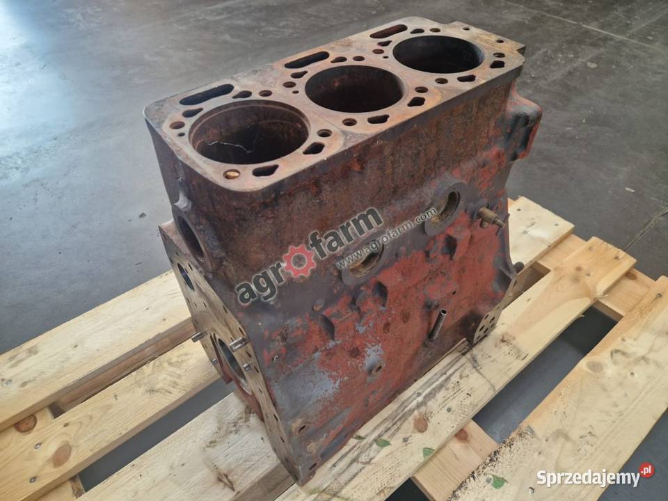 Blok silnika Renault Ceres 95 85 75 70 65 Silnik i osprzęt dolnośląskie Byków