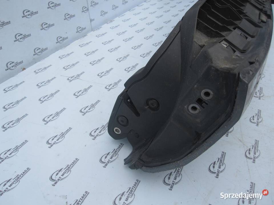 PEUGEOT 3008 I 11r burta klapy bagażnika Klapy bagażnika