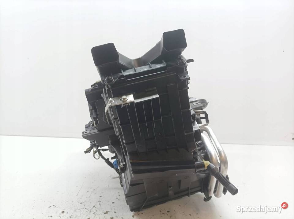 NAGRZEWNICA EU DV6119B555AG Ford Transit Connect Nagrzewnice