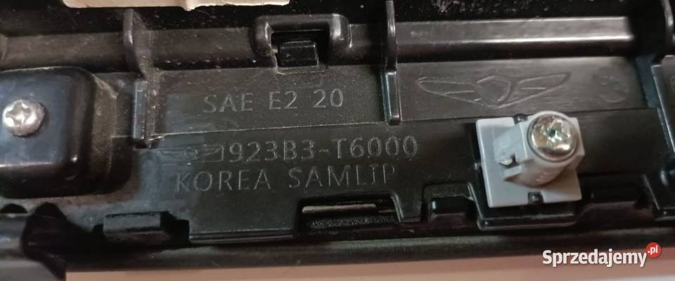 HYUNDAI GENESIS GV80 KIERUNKOWSKAZ BŁOTNIKA LEWY