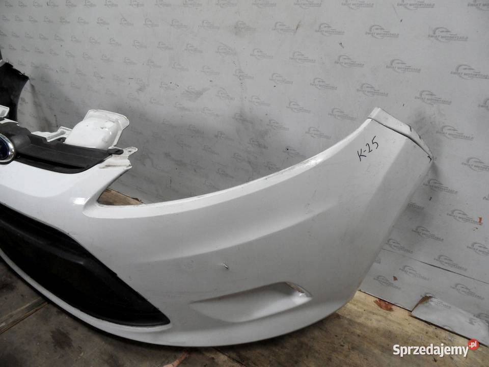 FORD FIESTA MK7 VII zderzak przód