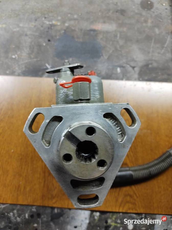 Pompa wtryskowa Massey Ferguson 235 łódzkie Piotrków Trybunalski